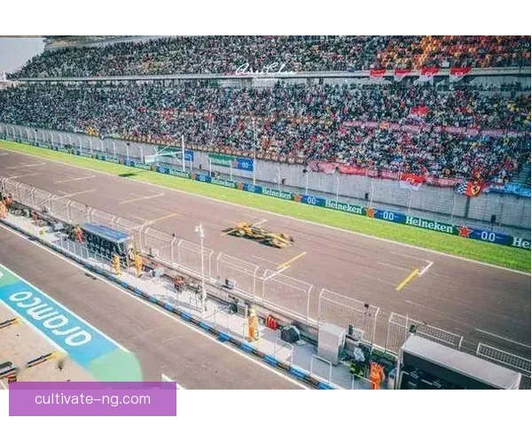 F1围场最新动态与车队博弈焦点解析全球赛场格局深度观察综述专