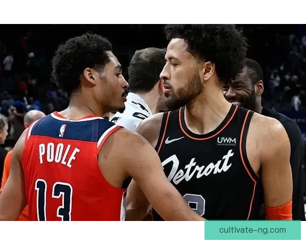 NBA焦点战再掀高潮巨星对决引爆季后赛格局东西部排名震荡升级