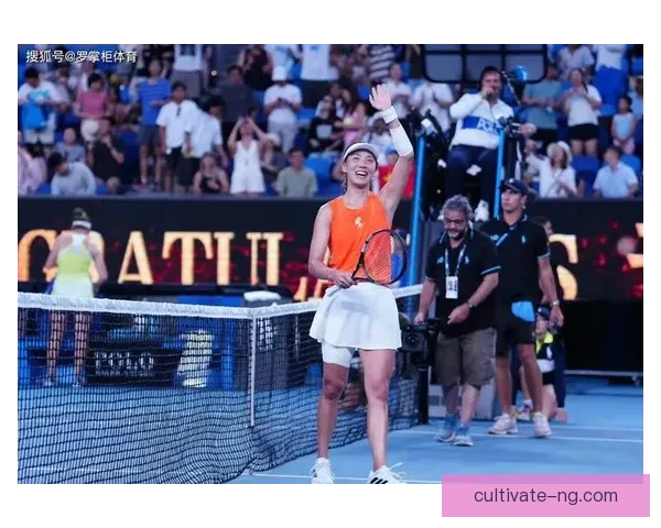 澳网激战再掀高潮新星老将同场争锋引热议全球球迷聚焦巅峰对决