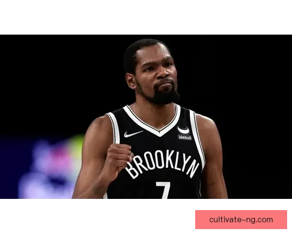 篮网队签下全明星球员助力阵容提升,杜兰特与欧文领导核心地位稳固 篮网队签下全明星球员助力阵容提升,杜兰特与欧文领导核心地位稳固