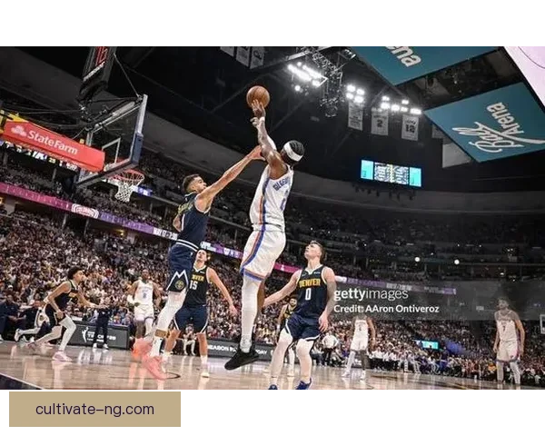 勇士阵容调整与核心复苏并进冲击季后赛新格局引发热议