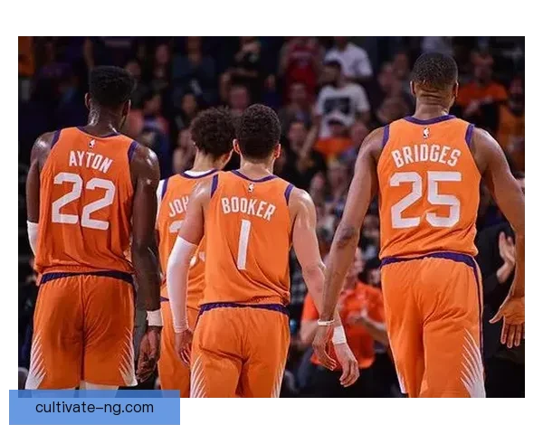 篮网签约新援强化阵容 乔治迎来季后赛冲刺关键时刻