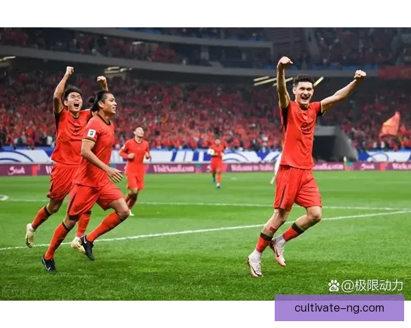 中国足球超级联赛新赛季开启 多支球队强化阵容力争夺冠