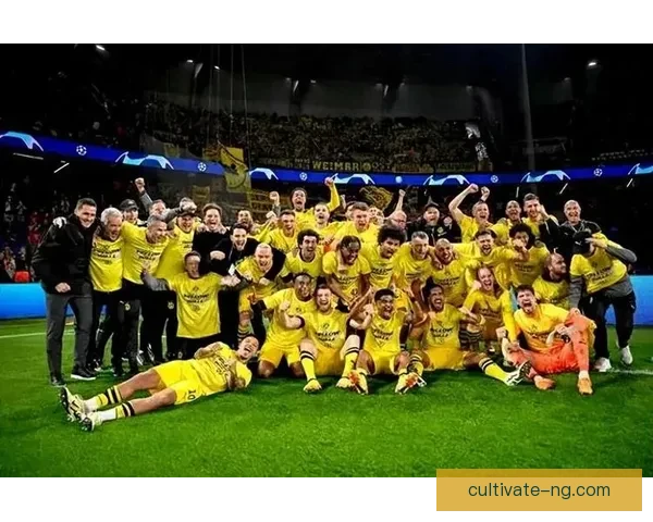 欧冠赛场风云再起豪门球队激烈争夺晋级名额