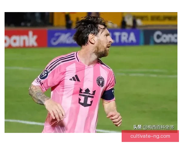 梅西重返巴萨传闻再起 可能与C罗同场竞技引发球迷热议